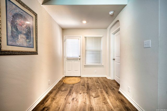 6827 Kingsley Edge, San Antonio, TX 78252