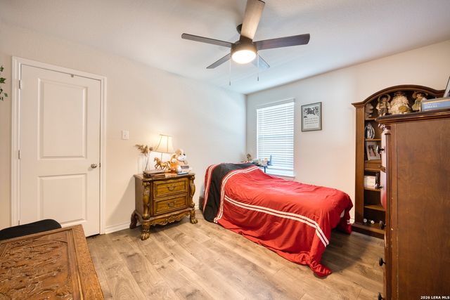 6827 Kingsley Edge, San Antonio, TX 78252