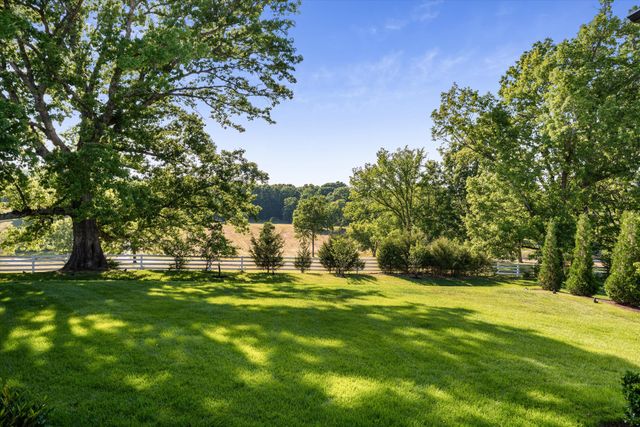 1651 Heartwood Ln, Brentwood, TN 37027
