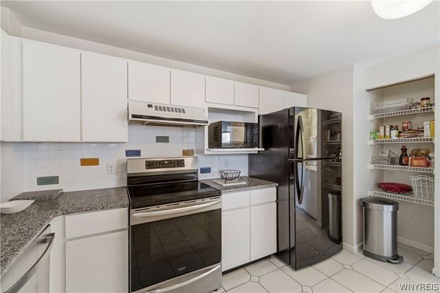 801 Admirals Walk Circle, Buffalo, NY 14202