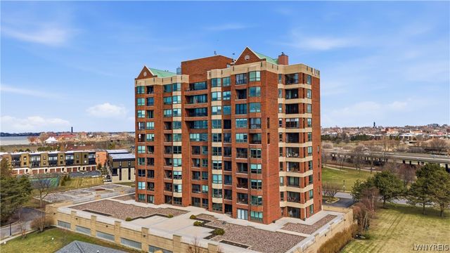 801 Admirals Walk Circle, Buffalo, NY 14202