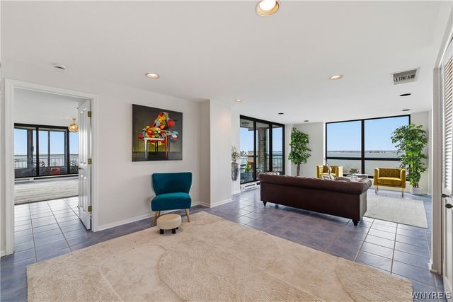 801 Admirals Walk Circle, Buffalo, NY 14202