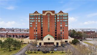 801 Admirals Walk Circle, Buffalo, NY 14202