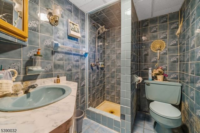 109 Morrell Pl, Garfield City, NJ 07026