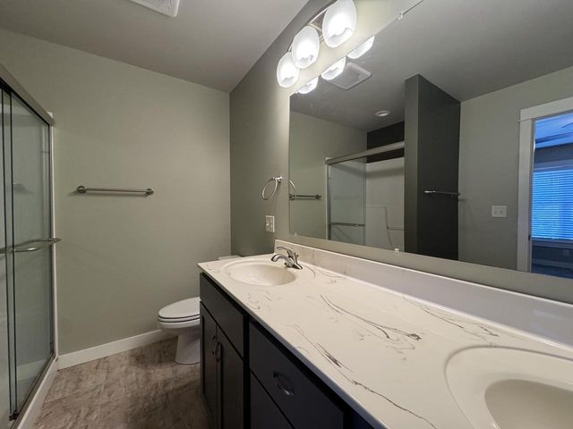 450 Coronado CIRCLE, Onalaska, WI 54650