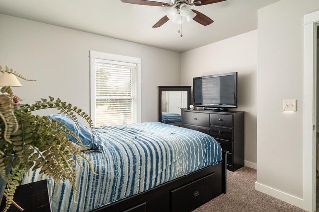 450 Coronado CIRCLE, Onalaska, WI 54650