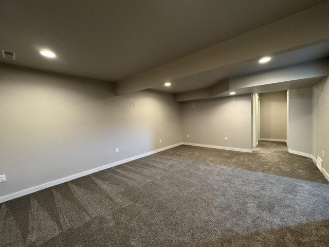 450 Coronado CIRCLE, Onalaska, WI 54650