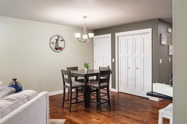 450 Coronado CIRCLE, Onalaska, WI 54650