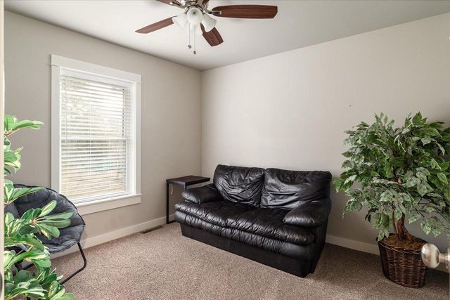 450 Coronado CIRCLE, Onalaska, WI 54650