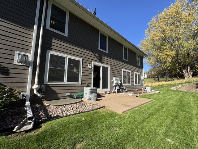 450 Coronado CIRCLE, Onalaska, WI 54650