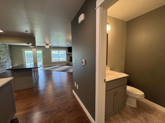 450 Coronado CIRCLE, Onalaska, WI 54650