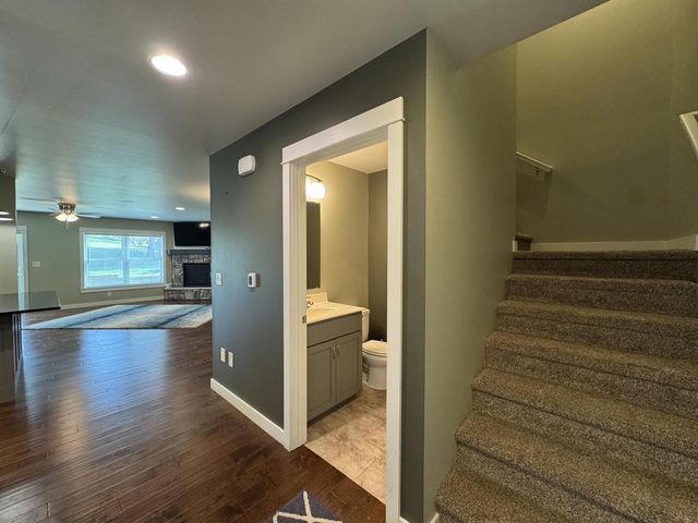 450 Coronado CIRCLE, Onalaska, WI 54650