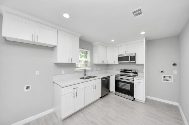 10118 Cathedral Drive, Houston, TX 77051