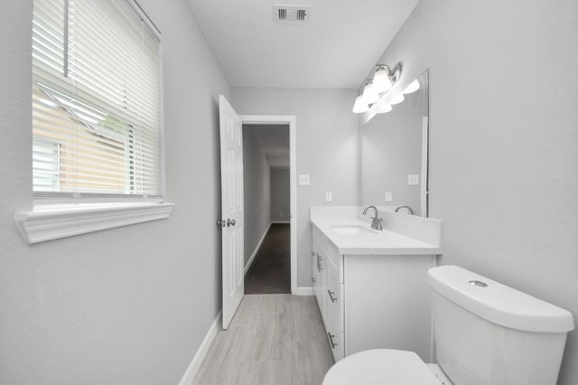 10118 Cathedral Drive, Houston, TX 77051