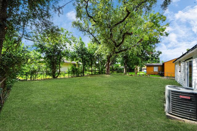 10118 Cathedral Drive, Houston, TX 77051