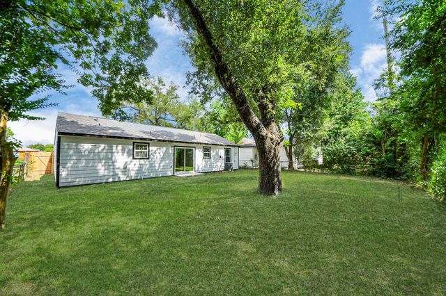 10118 Cathedral Drive, Houston, TX 77051