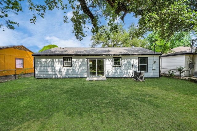 10118 Cathedral Drive, Houston, TX 77051