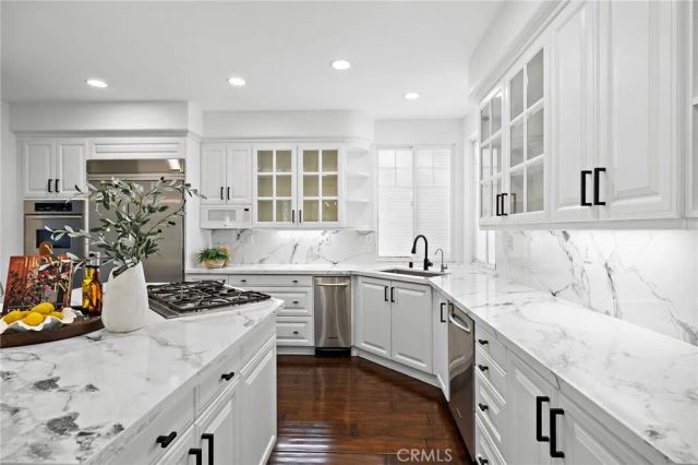 23 Mahogany, Irvine, CA 92620
