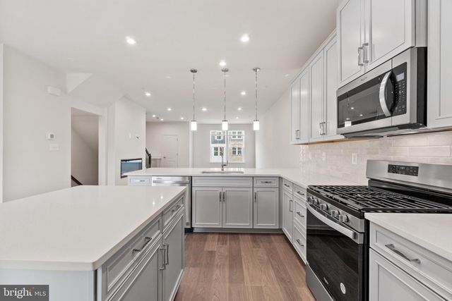 8217 LONGFORD RD, Millersville, MD 21108