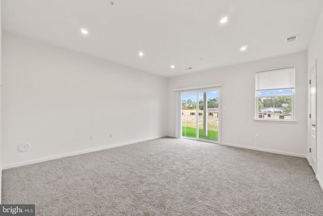 8217 LONGFORD RD, Millersville, MD 21108