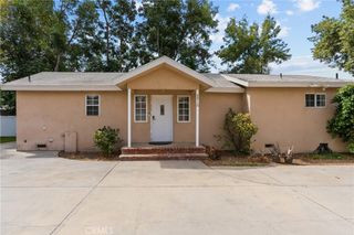 6910 Alabama, Canoga Park, CA 91303