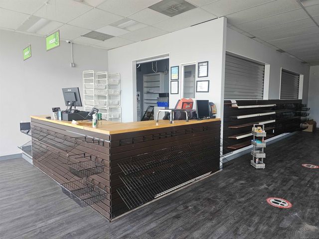 14976 10 mile Road, Eastpointe, MI 48021