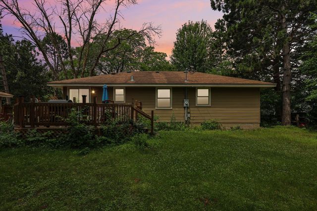 6948 Janell Avenue N, Brooklyn Park, MN 55428