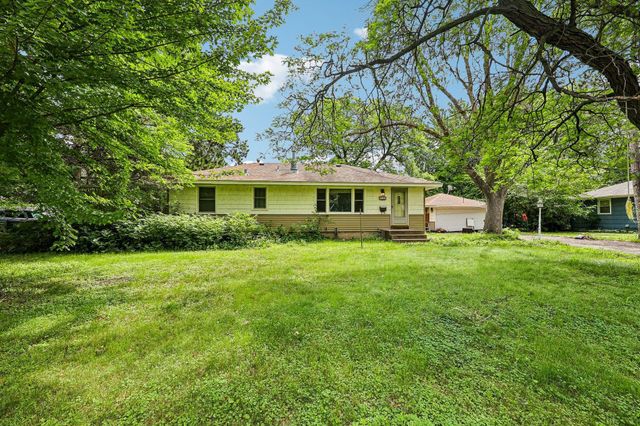 6948 Janell Avenue N, Brooklyn Park, MN 55428