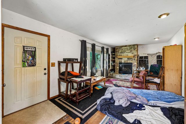 6948 Janell Avenue N, Brooklyn Park, MN 55428