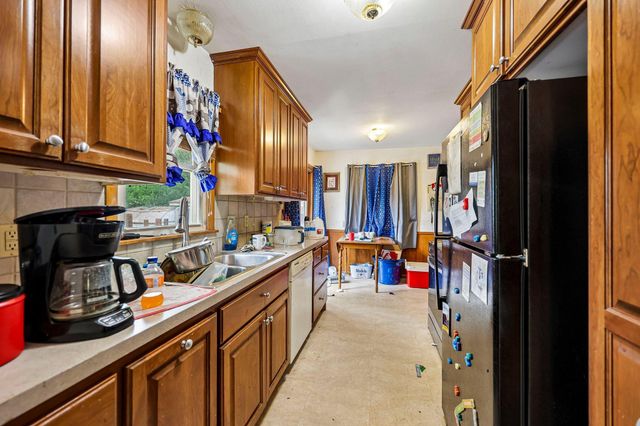 6948 Janell Avenue N, Brooklyn Park, MN 55428