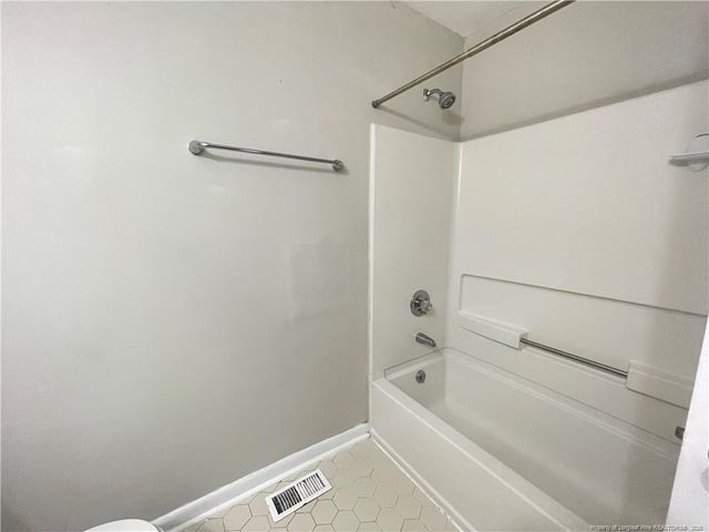 6804 Leeds Court, Fayetteville, NC 28304