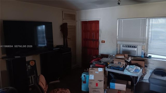 6521 SW 112th Ave, Miami, FL 33173