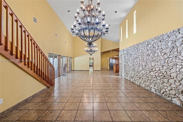 7997 SW 76th Avenue, Miami, FL 33143