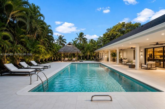 7997 SW 76th Avenue, Miami, FL 33143