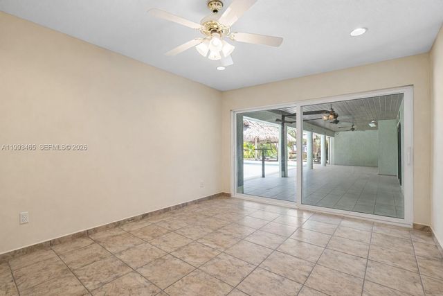 7997 SW 76th Avenue, Miami, FL 33143