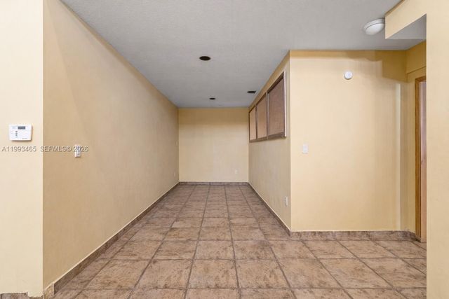 7997 SW 76th Avenue, Miami, FL 33143