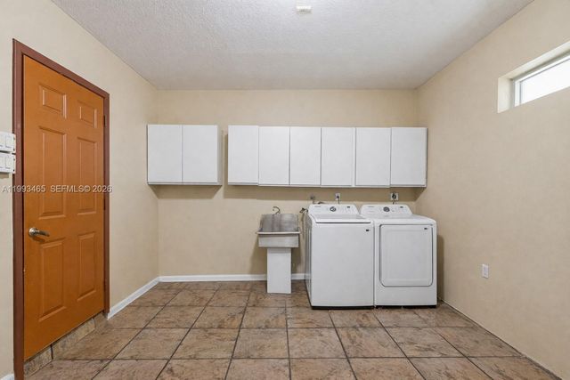 7997 SW 76th Avenue, Miami, FL 33143