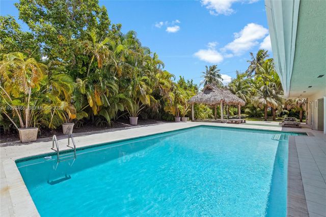 7997 SW 76th Avenue, Miami, FL 33143