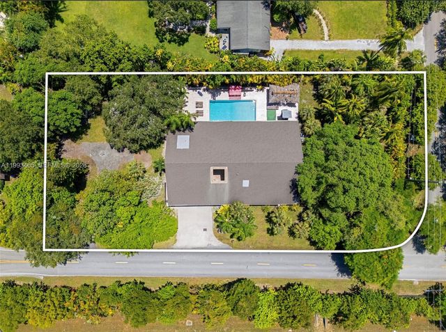 7997 SW 76th Avenue, Miami, FL 33143