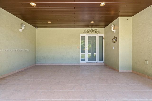 7997 SW 76th Avenue, Miami, FL 33143