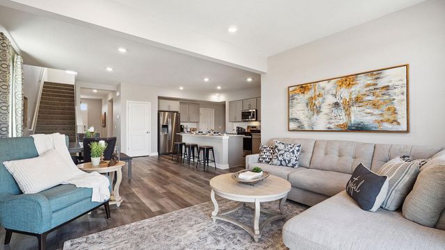 17062 Draper Way, Lakeville, MN 55044