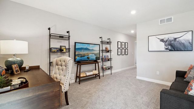 17062 Draper Way, Lakeville, MN 55044