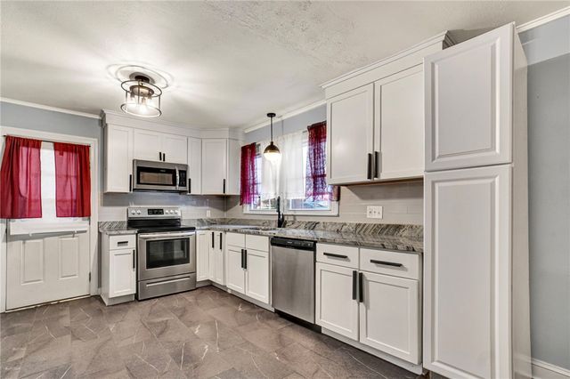 302 Forest Lane, Belton, SC 29627