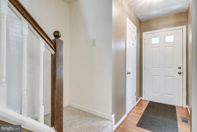 5730 EVERGREEN KNOLL CT, Alexandria, VA 22303