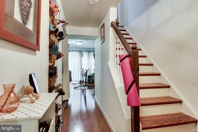 5730 EVERGREEN KNOLL CT, Alexandria, VA 22303