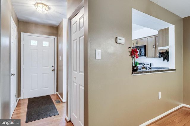 5730 EVERGREEN KNOLL CT, Alexandria, VA 22303