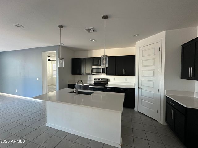 760 W PALO VERDE Drive, Casa Grande, AZ 85122