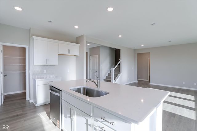 7128 Portico Lane, Mccordsville, IN 46055