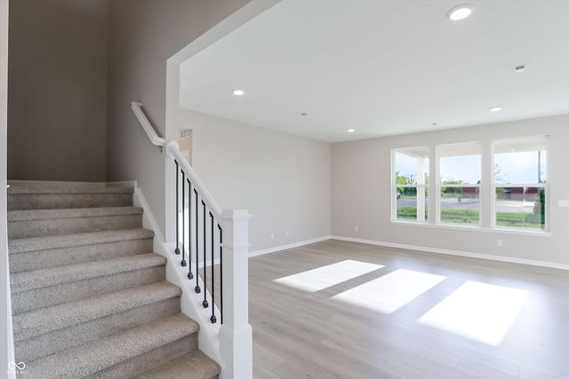 7128 Portico Lane, Mccordsville, IN 46055