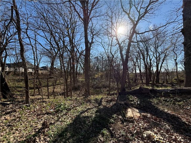 5695 Brookside Road, Bentonville, AR 72713